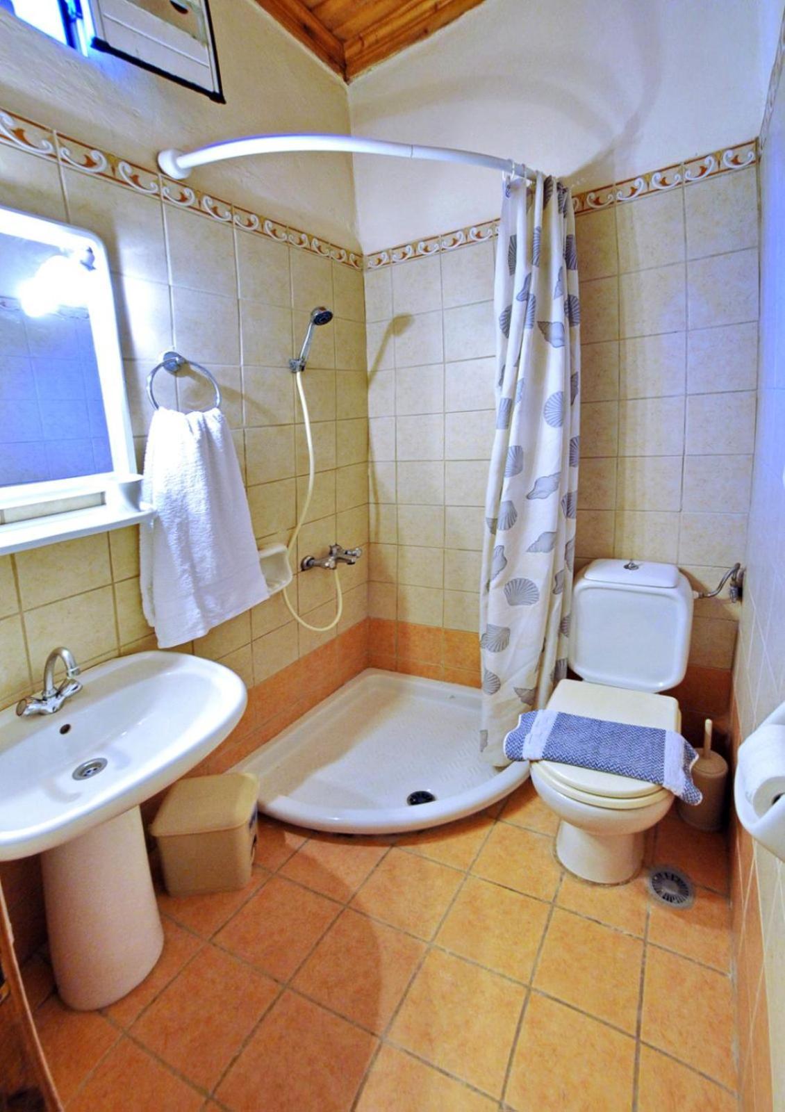 Spiros House And Studios Yénion Room photo